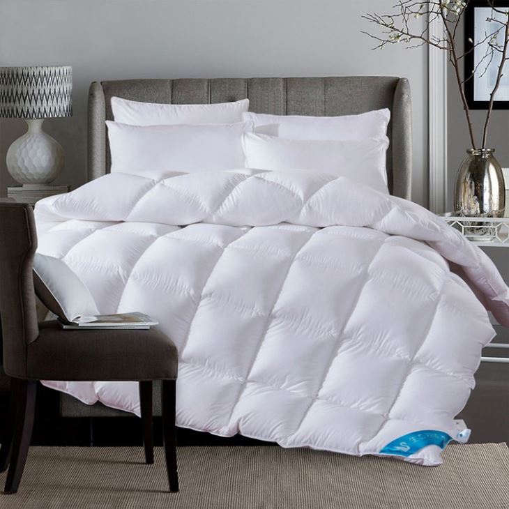 Factory-quilting-washed-white-goose-feather-filling (1)
